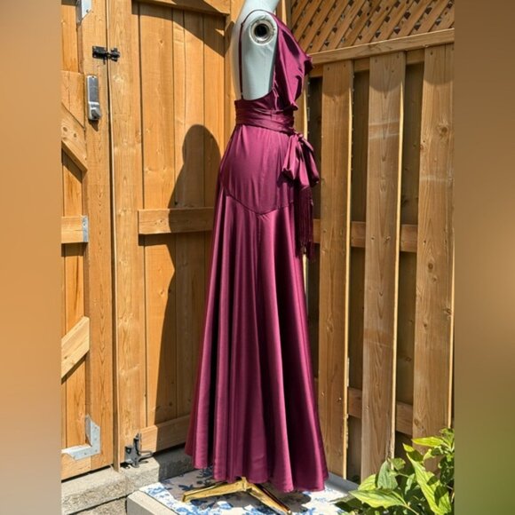🆕 BRONX & BANCO 🧿 NWOT Leo Burgundy Silk-Blend Maxi Dress Gown, Sz L US 8 - Picture 8 of 15